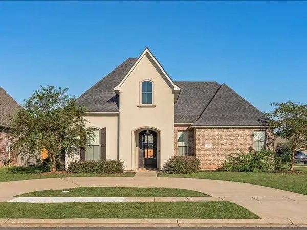 400 Halifax Circle, Benton, LA 71006