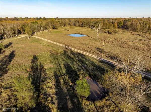 7821 Belcher Oil City Road, Belcher, LA 71004