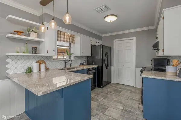 5326 Foxglove Drive, Bossier City, LA 71112