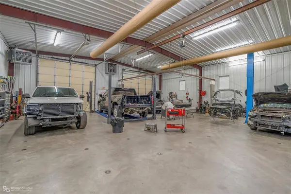 105 Front Street, Vivian, LA 71082