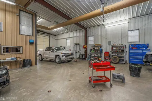 105 Front Street, Vivian, LA 71082