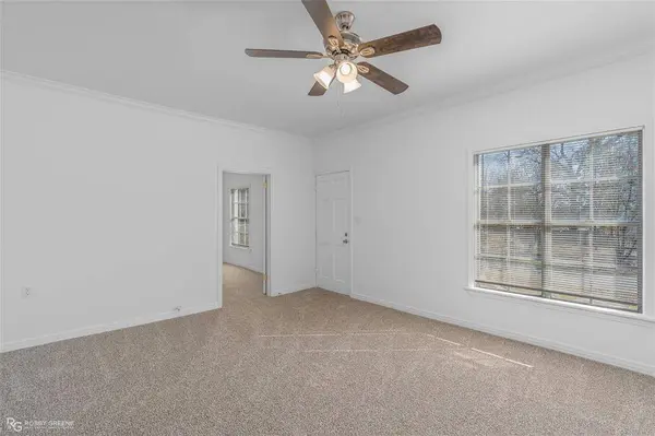 101 N Walnut Street, Vivian, LA 71082