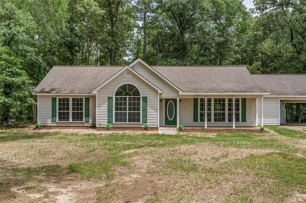 4413 Circle Square Drive, Mooringsport, LA 71060