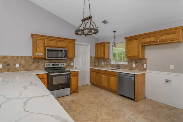 4413 Circle Square Drive, Mooringsport, LA 71060