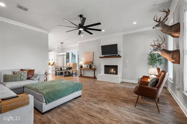 719 Perfect Place, Bossier City, LA 71111