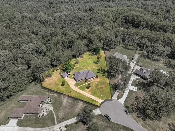 3746 Mallard Bay Circle, Shreveport, LA 71107