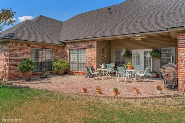 1505 Whitehall Drive, Shreveport, LA 71105