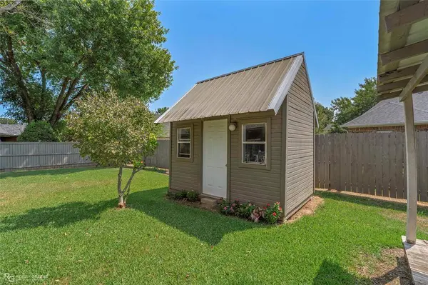 1505 Whitehall Drive, Shreveport, LA 71105