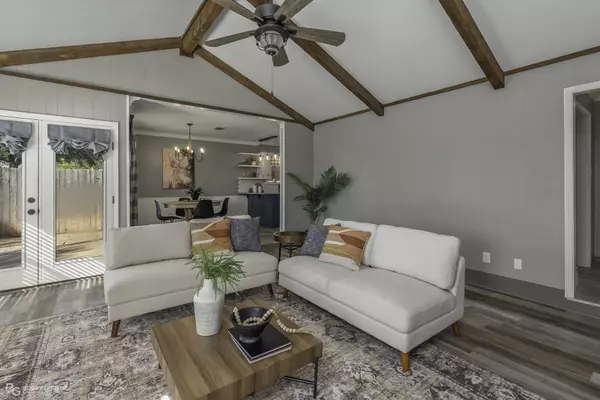 Bossier City, LA 71112-4912,5326 Foxglove Dr