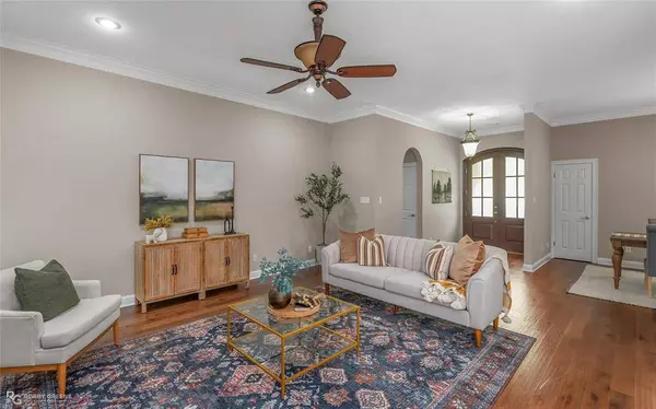 552 Grand Oaks Drive, Shreveport, LA 71106