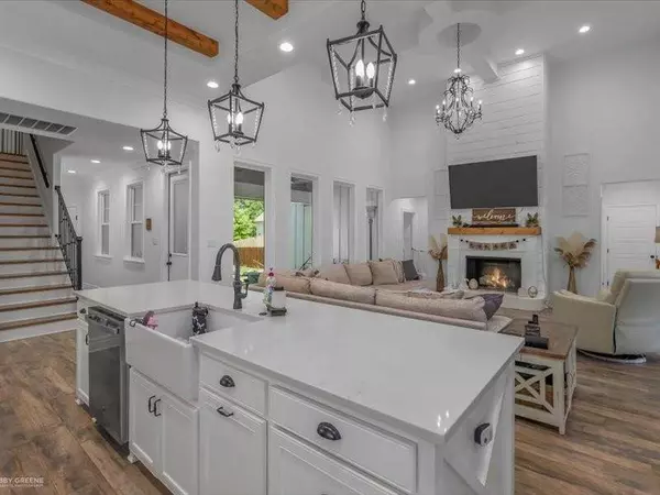 313 Rosedown Lane, Stonewall, LA 71078