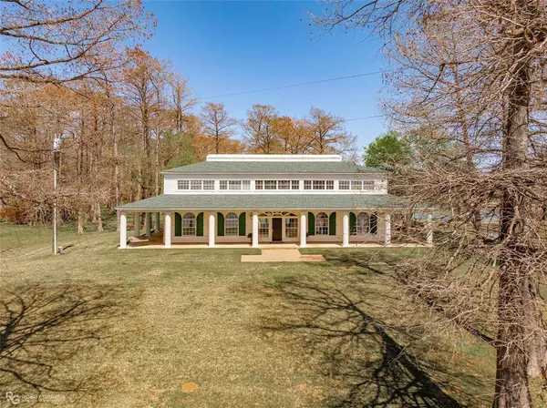 5705 Lake Side Drive Drive, Bossier City, LA 71111