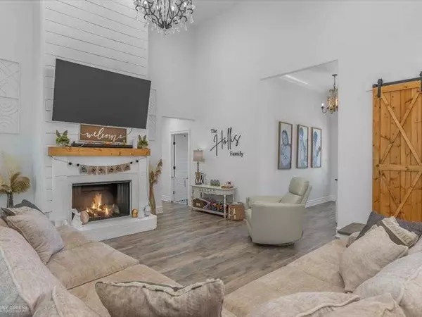 313 Rosedown Lane, Stonewall, LA 71078