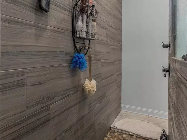 313 Rosedown Lane, Stonewall, LA 71078