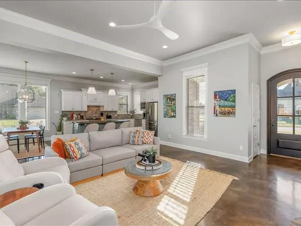 400 Halifax Circle, Benton, LA 71006