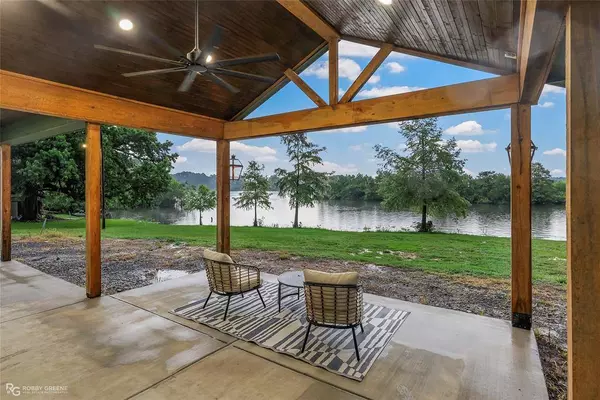 409 Chay Loop, Noble, LA 71462