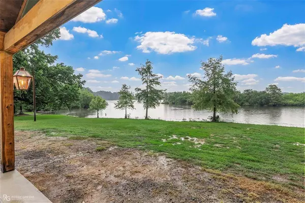 409 Chay Loop, Noble, LA 71462