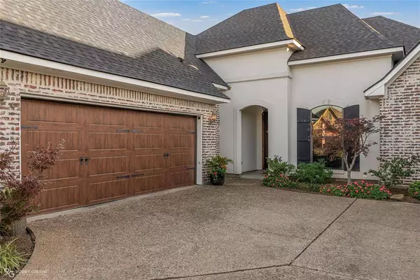 537 Chinquipin Drive, Bossier City, LA 71111