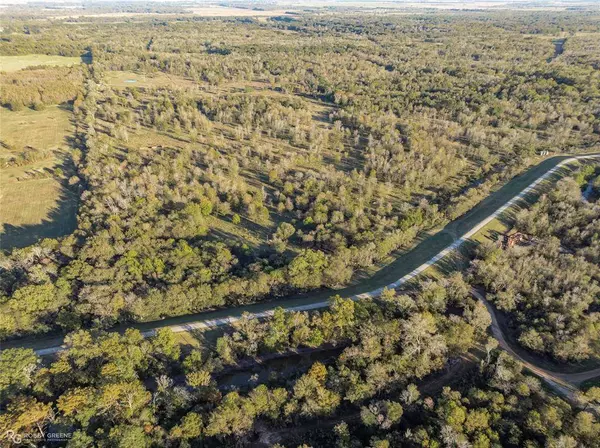 7821 Belcher Oil City Road, Belcher, LA 71004