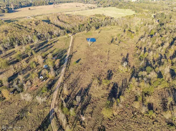 7821 Belcher Oil City Road, Belcher, LA 71004