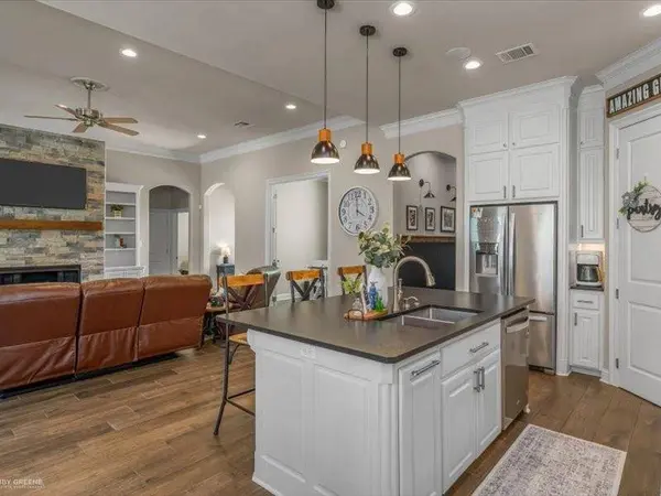 510 Linden Circle, Benton, LA 71006
