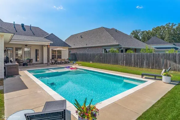 510 Linden Circle, Benton, LA 71006