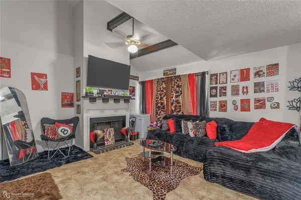 748 Highland Square Drive, Shreveport, LA 71107