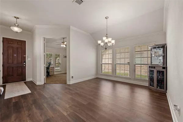 15841 River Glen Drive, Frisco, TX 75035