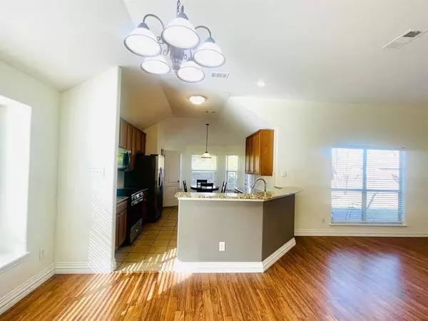 8416 Sonnet Drive, Mckinney, TX 75071