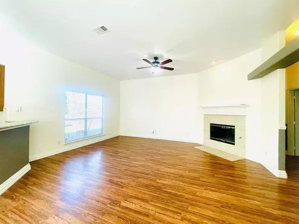 8416 Sonnet Drive, Mckinney, TX 75071