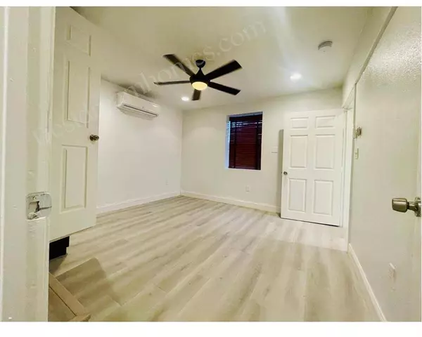 307 E Mitchell Street #F, Arlington, TX 76010