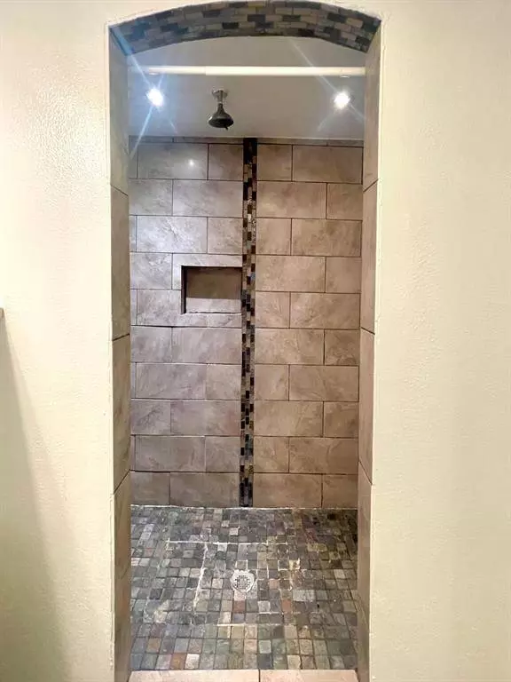 307 E Mitchell Street #F, Arlington, TX 76010