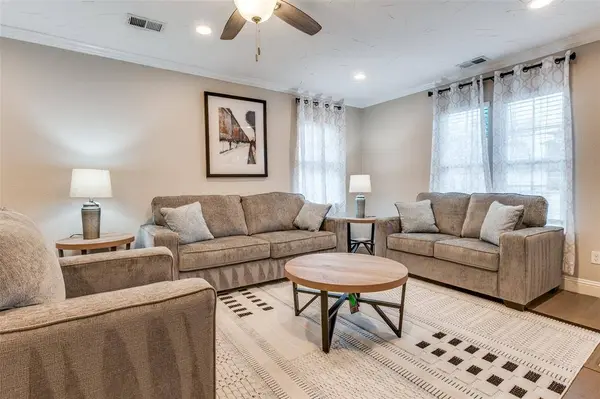 4806 W University Boulevard, Dallas, TX 75209