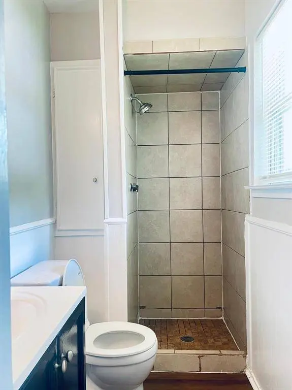 1905 Brookview Drive, Arlington, TX 76010