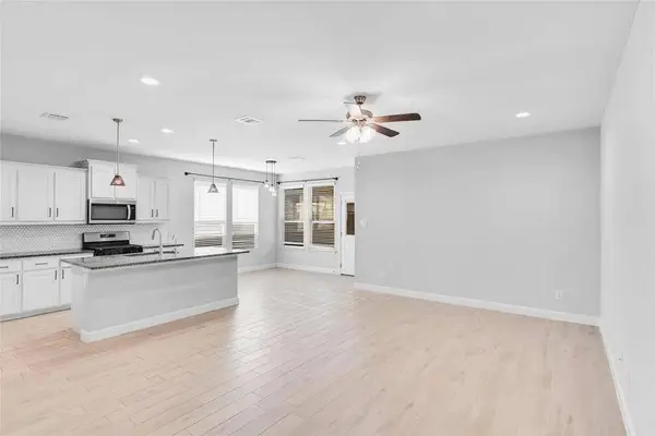 11057 Temple Gardens Trail, Fort Worth, TX 76052