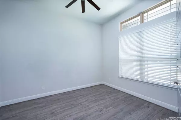 24342 MATEO RDG, San Antonio, TX 78261-4503