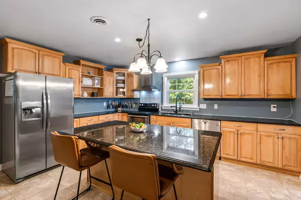 Chester, VA 23831-4622,4204 N Cresthill Ct