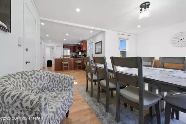 8434 Bear Trail DR, Tobyhanna, PA 18466