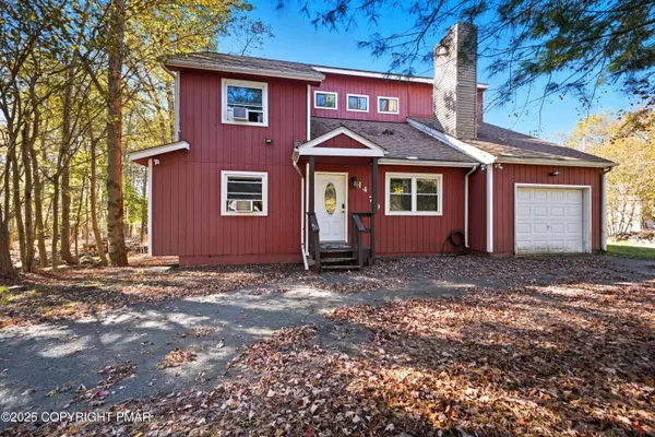 8434 Bear Trail DR, Tobyhanna, PA 18466