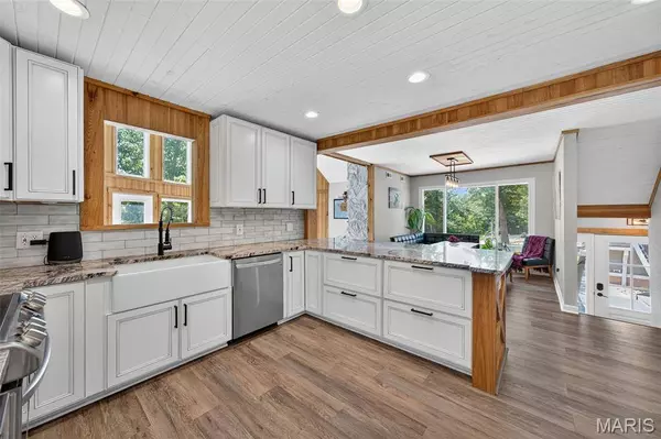 15 Prairie Lake CT, Wentzville, MO 63385