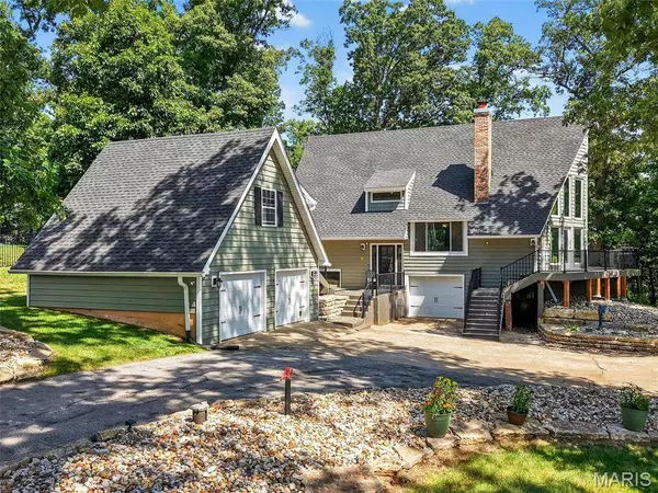 15 Prairie Lake CT, Wentzville, MO 63385