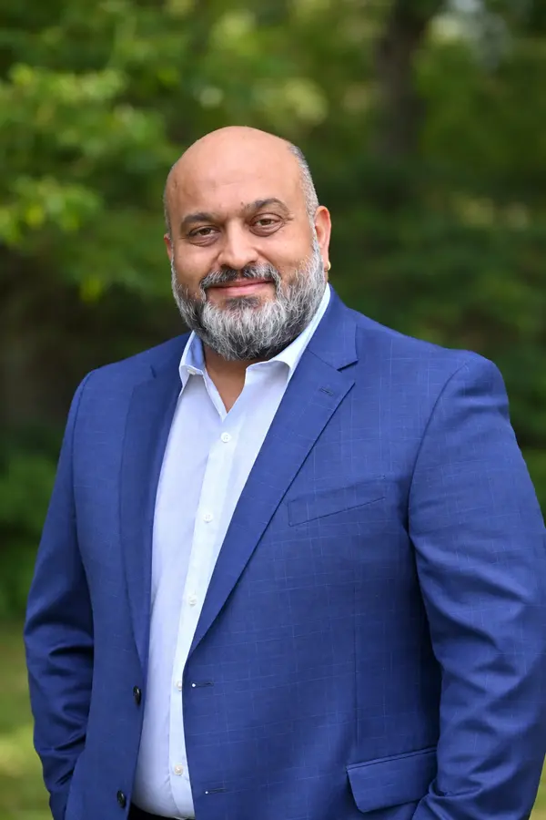 Discover Atlanta’s Leading Real Estate Professional: Naveen Sharma