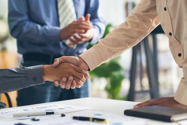 What Is a Short Sale in Real Estate and How Does It Work?,Naveen Sharma
