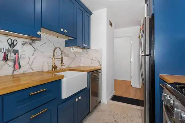 25 River Rd #B11, Nutley, NJ 07110-3443