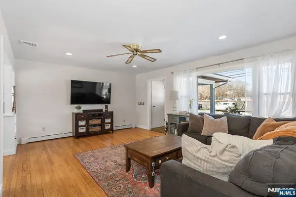 125 Meadowbrook AVE, Wanaque, NJ 07465