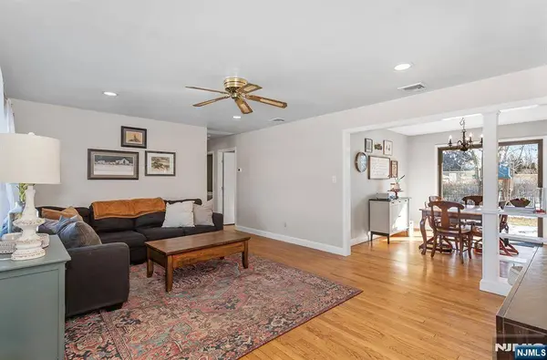 125 Meadowbrook AVE, Wanaque, NJ 07465