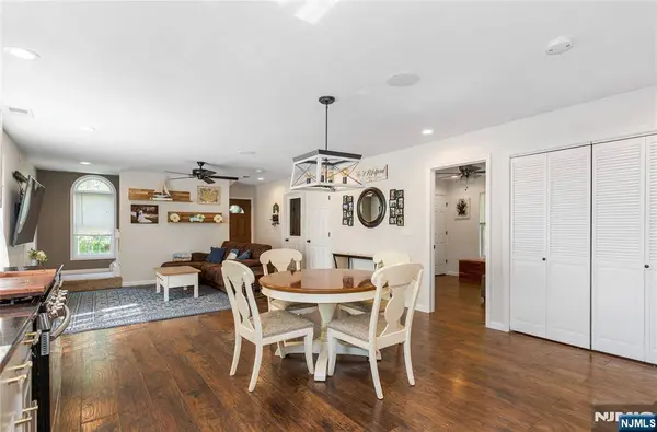 21 Louis AVE, West Milford, NJ 07480