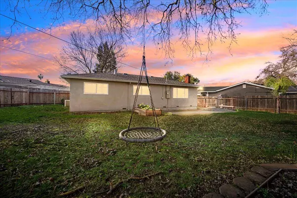 6339 New Salem Ct, Carmichael, CA 95608