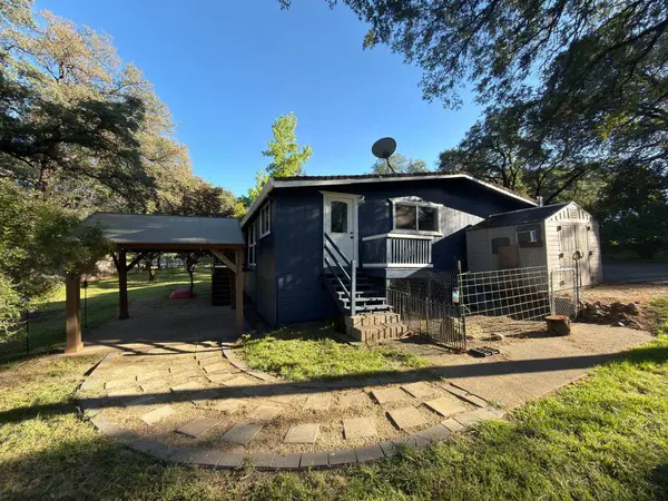 10585 Joeger RD, Auburn, CA 95602
