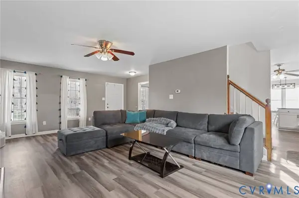 2112 Eastwood Ridge DR, Moseley, VA 23120